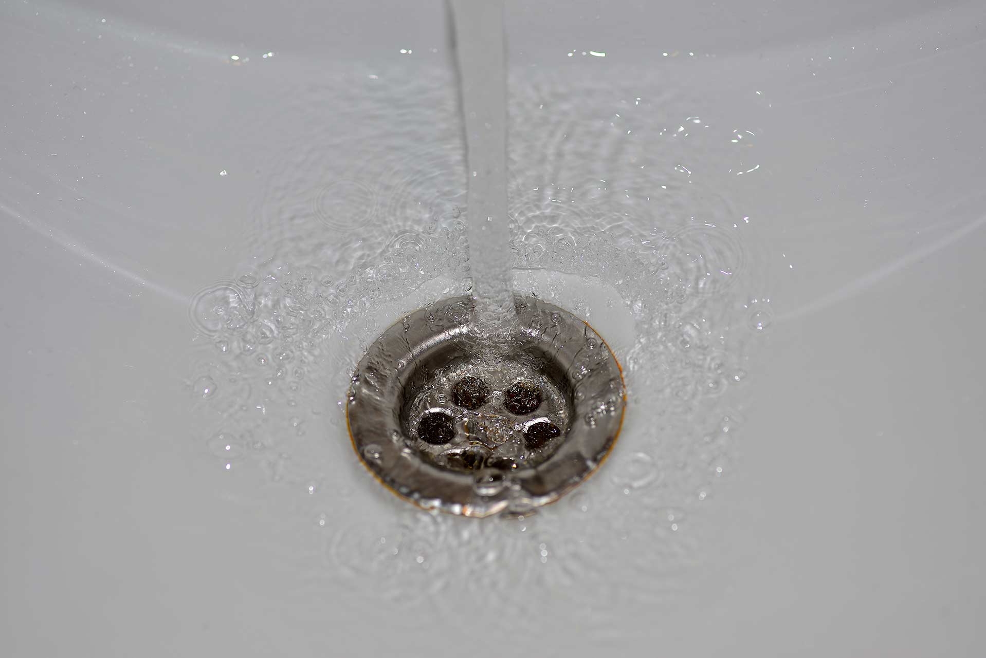 A2B Drains provides services to unblock blocked sinks and drains for properties in Newmarket.